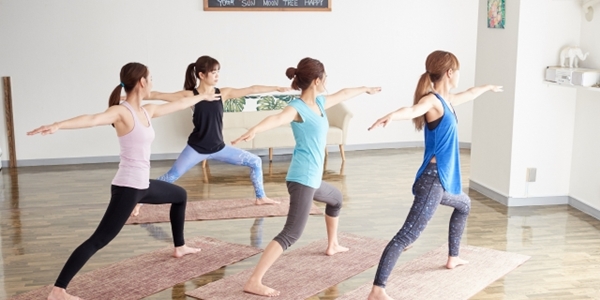 仕事帰りのヨガ教室